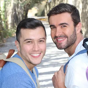 https://la-connexion-gay-men-only.fr-provencehotel.com