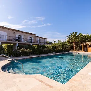 https://lou-salins.fr-provencehotel.com